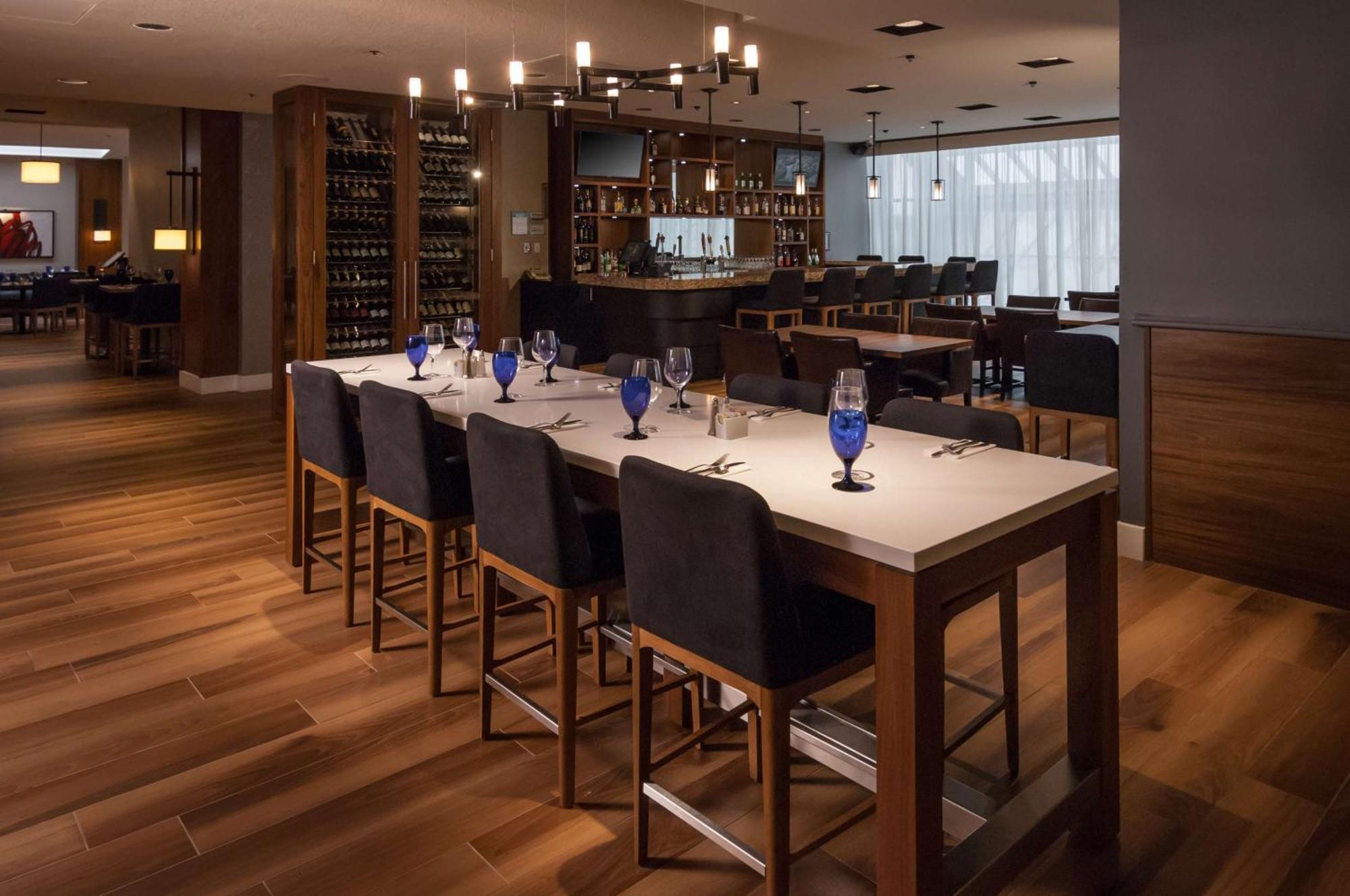 Doubletree By Hilton London Hotel Ngoại thất bức ảnh