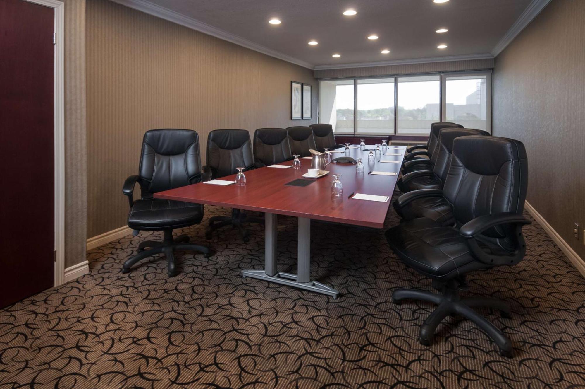 Doubletree By Hilton London Hotel Ngoại thất bức ảnh