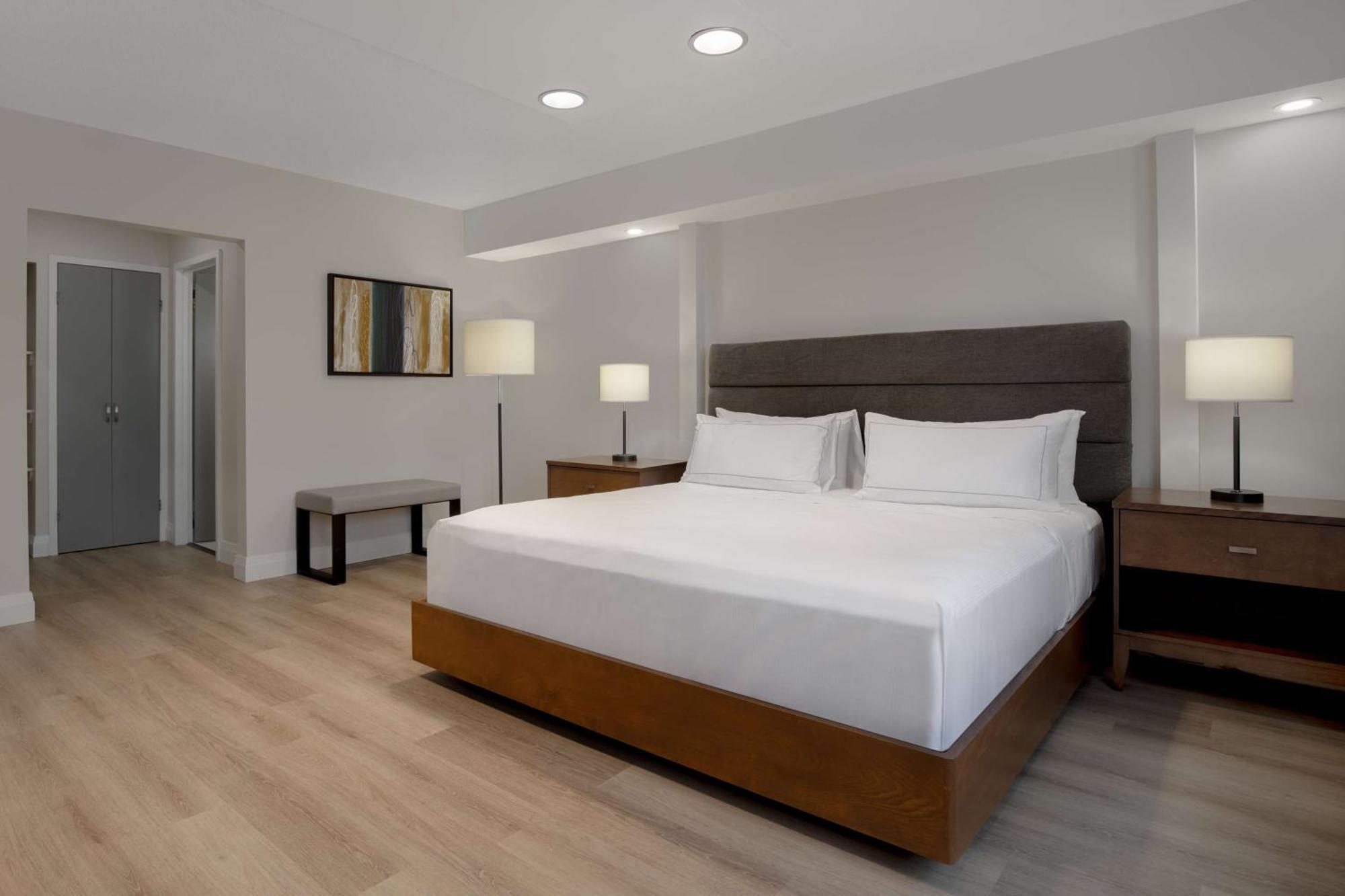Doubletree By Hilton London Hotel Ngoại thất bức ảnh