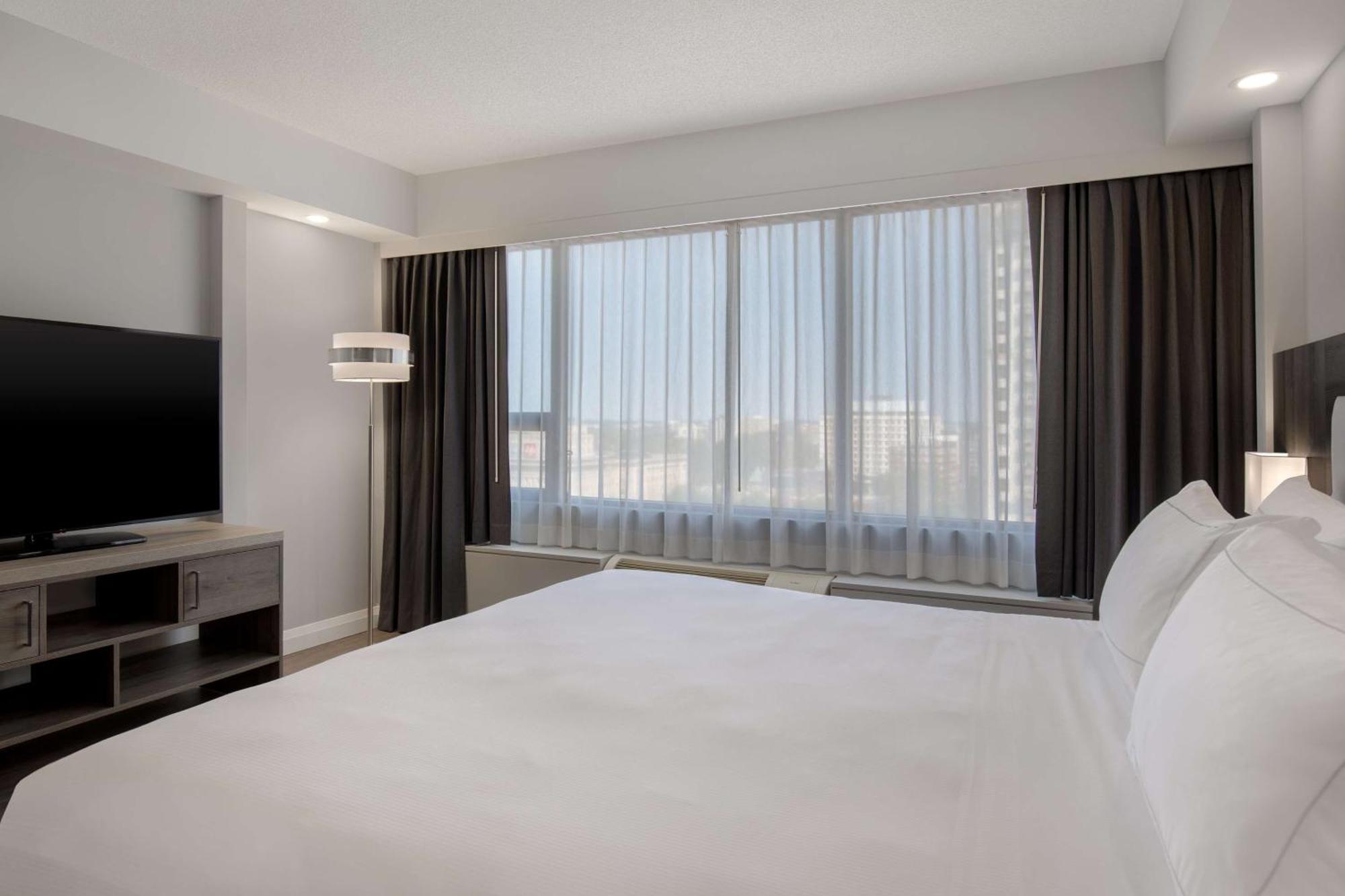 Doubletree By Hilton London Hotel Ngoại thất bức ảnh